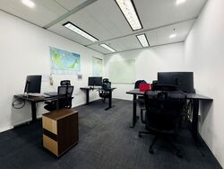 Gateway East (D7), Office #578153291